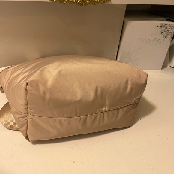 adidas Originals Puffer Shopper Tote bag in great condition.Peach color - Picture 9 of 16